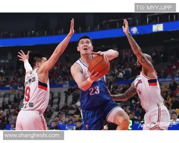 教练变阵调整奏效，新疆伊力特精神焕发